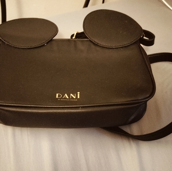 Black Dani Minnie Mouse Purse NWT - Picture 2 of 5